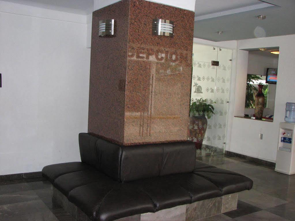 Hotel Y Suites Plaza Manzanillo Exterior photo